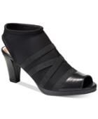 Bella Vita Lisbeth Ii Peep-toe Sandals Women's Shoes
