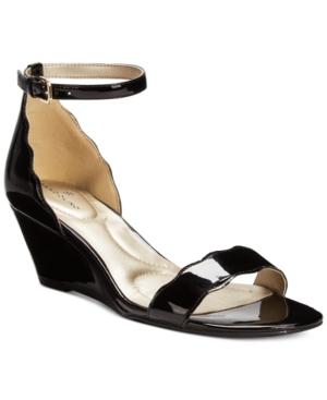 Bandolino Opali Scalloped Wedge Sandals Women's Shoes