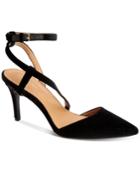 Calvin Klein Women's Ganya Pumps Women's Shoes