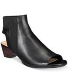 Bella Vita Parson Sandals Women's Shoes