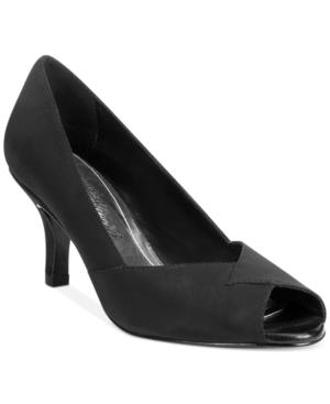 Easy Street Ravish Evening Pumps