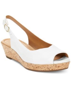 Clarks Artisan Women's Orlena Currant Platform Wedge Sandals Women's Shoes