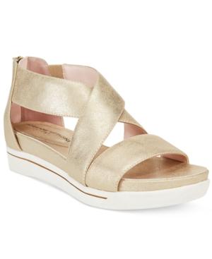 Adrienne Vittadini Claud Sport Flatform Sandals Women's Shoes