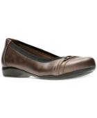 Clarks Collection Women's Kinzie Light Flats Women's Shoes