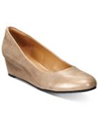 Clarks Artisan Women's Vendra Bloom Flats Women's Shoes