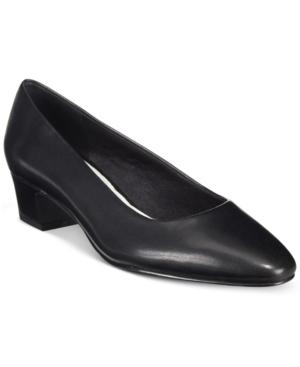Easy Street Prim Kitten Heel Pumps Women's Shoes