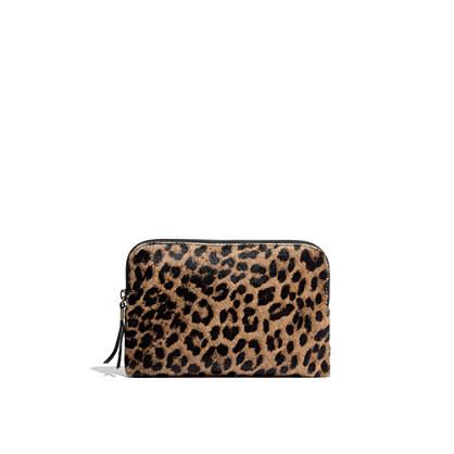 Madewell The Medium Pouch Clutch In Leopard | LookMazing