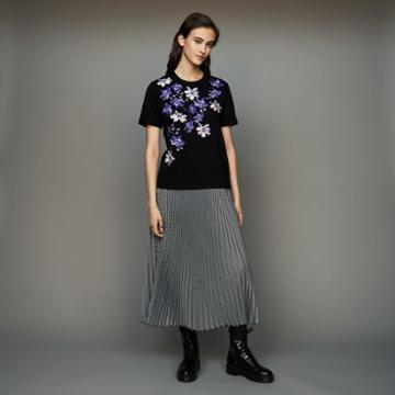 Maje Cotton T-shirt With Floral Embroidery