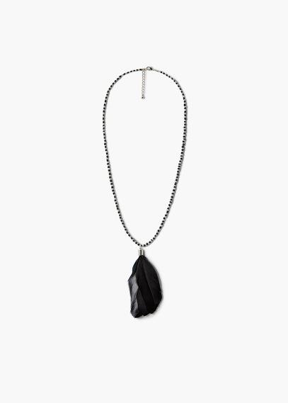 Mango Mango Feather Pendant Necklace