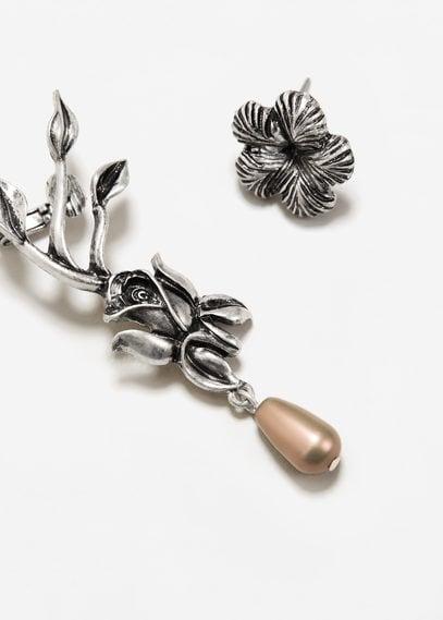 Mango Mango Floral Ear Cuff