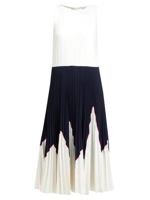 Matchesfashion.com Redvalentino - Zigzag Print Accordion Pleat Midi Dress - Womens - Navy Multi
