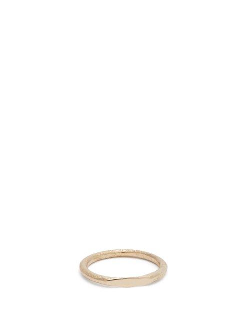 Matchesfashion.com Pearls Before Swine - Hammered Gold Ring - Mens - Gold