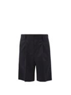 Matchesfashion.com Another Aspect - Single-pleated Wool-blend Shorts - Mens - Navy