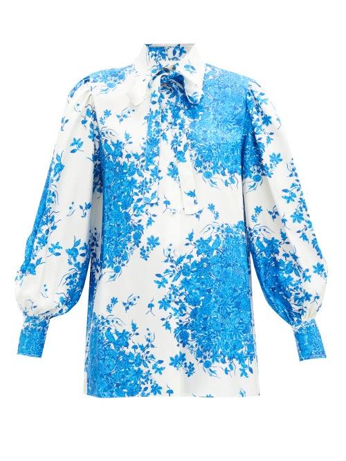 Matchesfashion.com Valentino - Pussy-bow Delft-print Silk-twill Blouse - Womens - Blue White