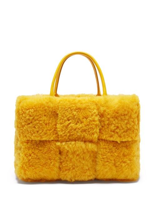 Bottega Veneta - The Arco Small Leather And Shearling Tote Bag - Womens - Yellow