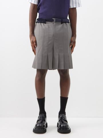 Sacai - Velvet-trimmed Woven Pleated Shorts - Mens - Taupe