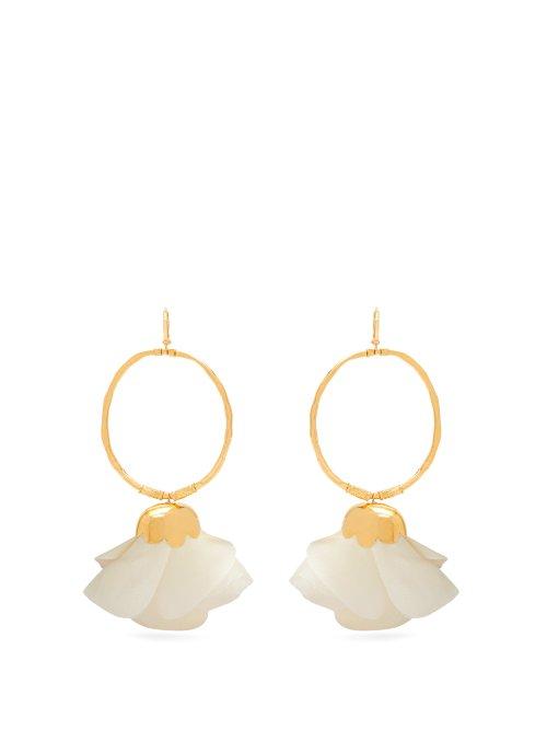 Matchesfashion.com Elise Tsikis - Natura Silk Flower Gold Plated Hoop Earrings - Womens - White