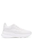 Matchesfashion.com Alexander Mcqueen - Oversized Runner Low Top Leather Trainers - Mens - White