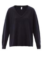 Matchesfashion.com Extreme Cashmere - No.161 Clac V-neck Stretch-cashmere Sweater - Womens - Navy