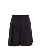 Matchesfashion.com Maison Margiela - Pleated Pinstriped Wool Shorts - Mens - Black