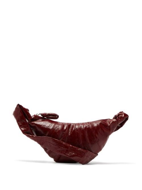 Matchesfashion.com Lemaire - Croissant Small Coated Linen Belt Bag - Womens - Burgundy