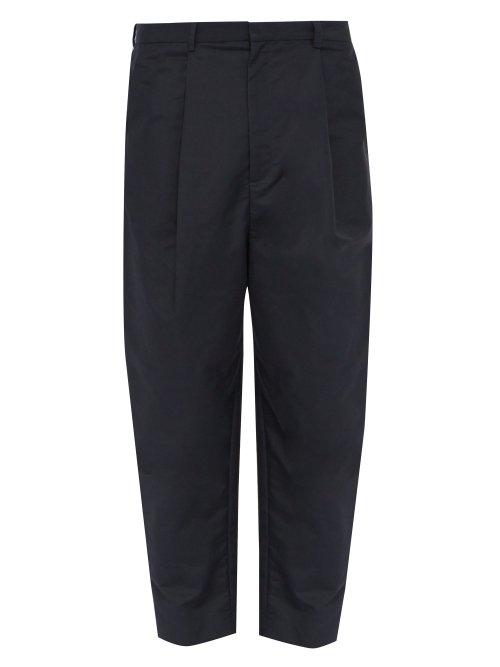 Matchesfashion.com Deveaux - Tapered Leg Cotton Blend Poplin Trousers - Mens - Navy