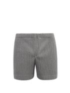 Mens Rtw Homme Pliss Issey Miyake - Technical-pleated Jersey Shorts - Mens - Grey