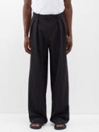 Albus Lumen - Pleated Merino Wide-leg Trousers - Mens - Black