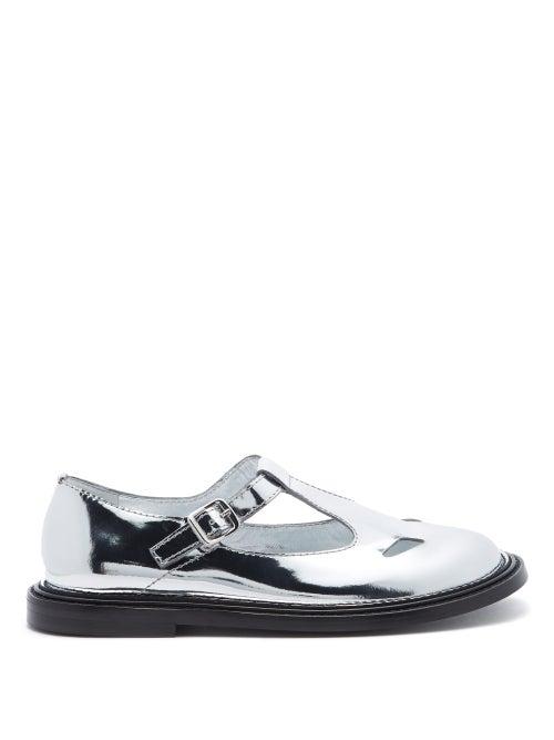 Matchesfashion.com Burberry - Hannie Metallic Patent-leather Dolly Loafers - Womens - Silver