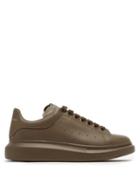Matchesfashion.com Alexander Mcqueen - Raised-sole Low-top Leather Trainers - Mens - Khaki