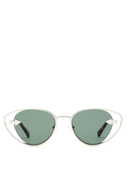 Matchesfashion.com Karen Walker Eyewear - Kissy Kissy Cat Eye Metal Sunglasses - Womens - Gold