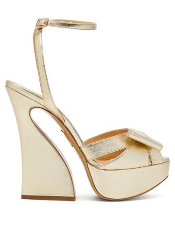 Matchesfashion.com Charlotte Olympia - Curved Heel Leather Platform Sandals - Womens - Gold