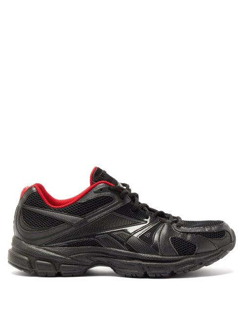 Matchesfashion.com Vetements - X Reebok Spike Runner 200 Mesh Trainers - Mens - Black