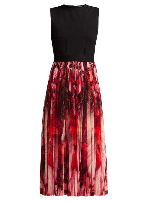 Matchesfashion.com Alexander Mcqueen - Butterfly Print Midi Pliss Dress - Womens - Red Multi