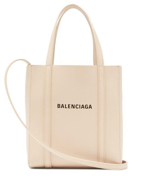 Matchesfashion.com Balenciaga - Everyday Xxs Grained Leather Cross Body Bag - Womens - Beige
