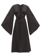 Matchesfashion.com Fil De Vie - Penelope Flared-sleeve Bamboo-twill Dress - Womens - Black
