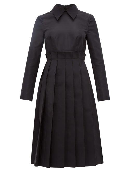 Matchesfashion.com Duncan - Origami Pleated Silk Faille Dress - Womens - Black