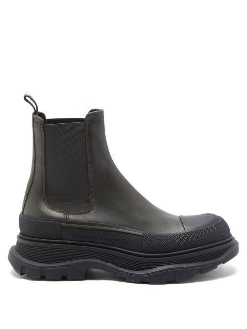 Matchesfashion.com Alexander Mcqueen - Tread-sole Leather Chelsea Boots - Womens - Black Khaki