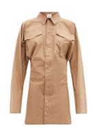 Matchesfashion.com The Attico - Dakota Logo-plaque Cotton Shirt Dress - Womens - Beige