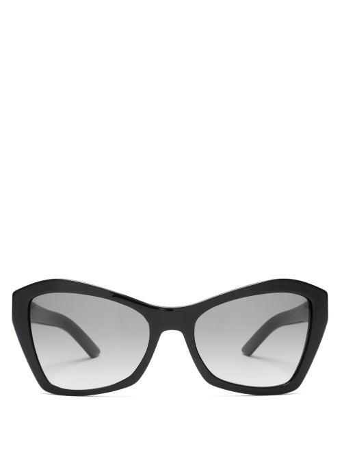 Matchesfashion.com Prada Eyewear - Angular Cat-eye Acetate Sunglasses - Womens - Black
