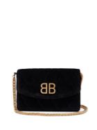 Matchesfashion.com Balenciaga - Bb Quilted Velvet Clutch - Womens - Black