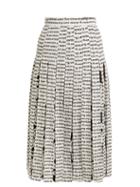 Matchesfashion.com Diane Von Furstenberg - Gardena Logo Print Pleated Silk Skirt - Womens - Black White