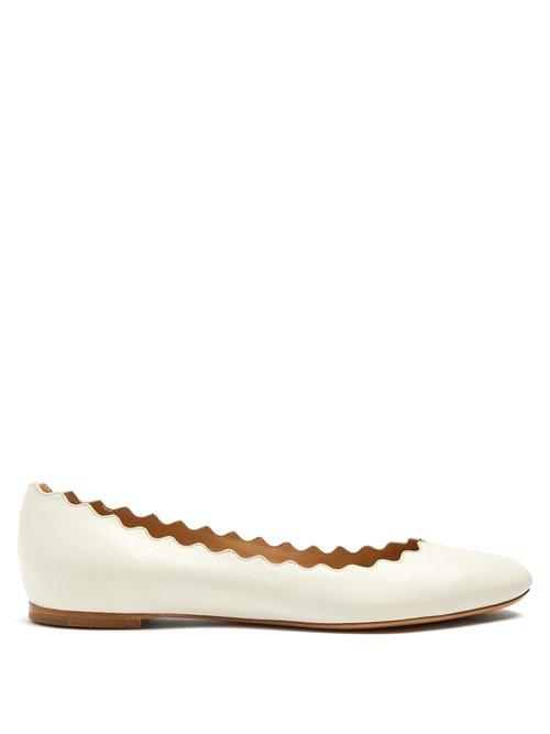 Matchesfashion.com Chlo - Lauren Scallop Edge Leather Flats - Womens - White
