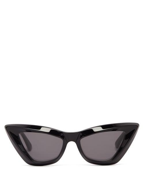 Matchesfashion.com Bottega Veneta - Cat-eye Tortoiseshell-acetate Sunglasses - Womens - Black