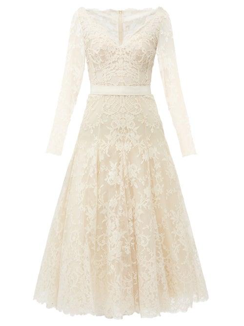 Matchesfashion.com Alexander Mcqueen - V-neck Sarabande-lace Midi Dress - Womens - Ivory