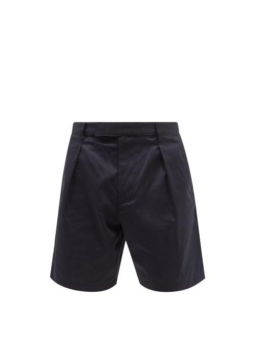 E. Tautz - Single-pleat Cotton-twill Shorts - Mens - Navy