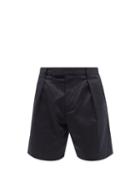 E. Tautz - Single-pleat Cotton-twill Shorts - Mens - Navy