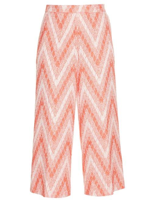 Matchesfashion.com Rochas - Chevron Woven Cropped Trousers - Womens - Red White