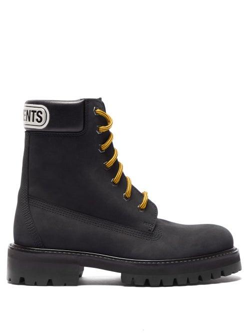 Matchesfashion.com Vetements - Logo Debossed Nubuck Boots - Womens - Black