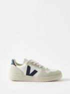 Veja - V-10 Suede And Mesh Trainers - Mens - White Blue